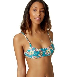 O’Neill Women’s Surfside Wildflower Revo Bikini Top, Multi Lani Ditsy